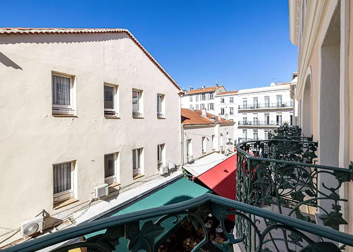 Le Casanova Avec Balcon Au Coeur Du Centre-ville Cannes