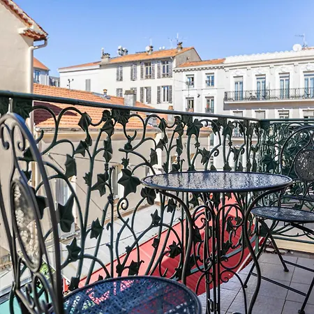 Le Casanova Avec Balcon Au Coeur Du Centre-ville アパート