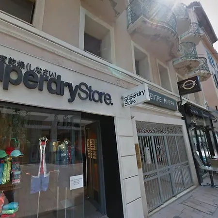 Le Casanova Avec Balcon Au Coeur Du Centre-ville